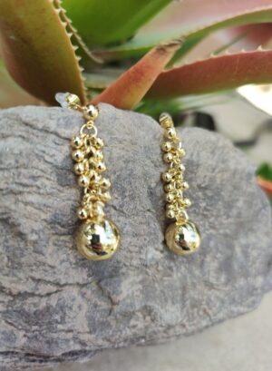 Novedades 8 Pendientes con bolitas