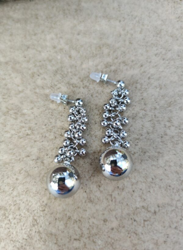 Pendientes con bolitas - Imagen 3