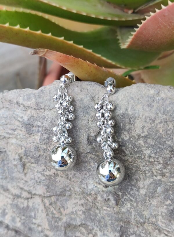 Pendientes con bolitas - Imagen 2