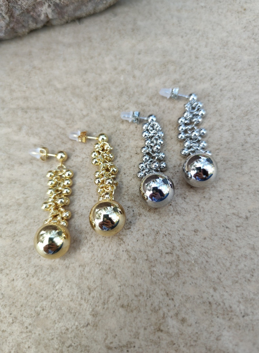 Pendientes con bolitas 4 Pendientes con bolitas - Imagen 4
