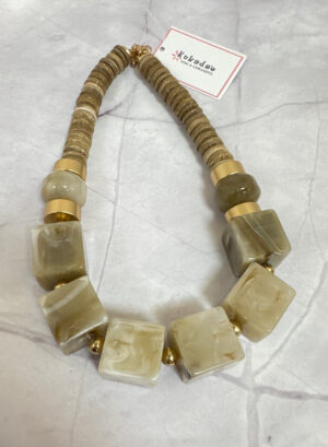 Novedades 31 COLLAR DADOS