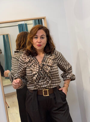 Novedades 19 CAMISA DE CUADROS CON VOLANTE - Marrón