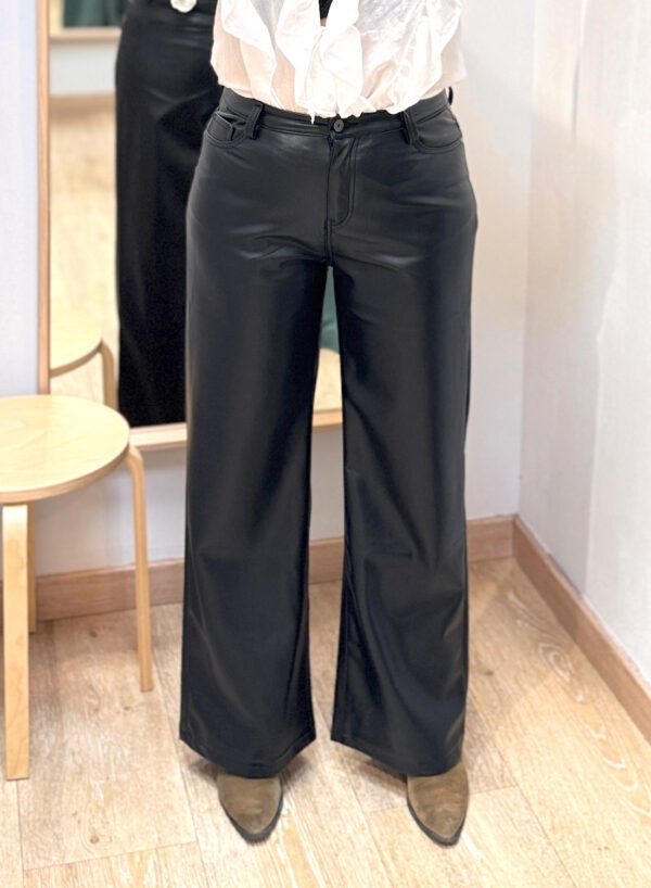 PANTALON EFECTO POLIPIEL - Imagen 2