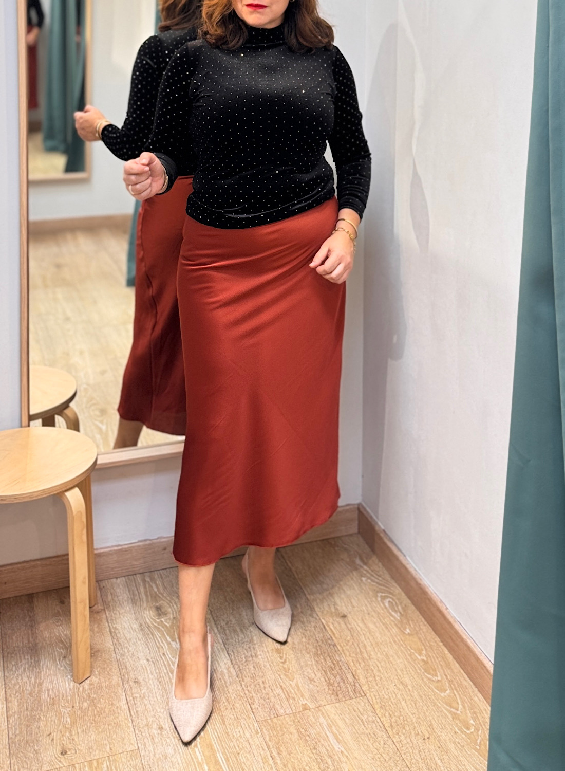 FALDA SATINADA 4 FALDA SATINADA - Imagen 4