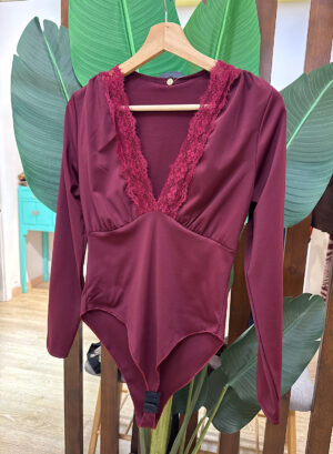 BODY ESCOTE ENCAJE - Granate