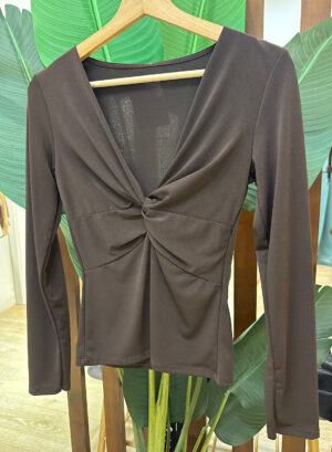 CAMISETA NUDO - Marrón chocolate