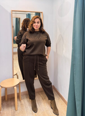 CONJUNTO TACHUELA - Marrón chocolate