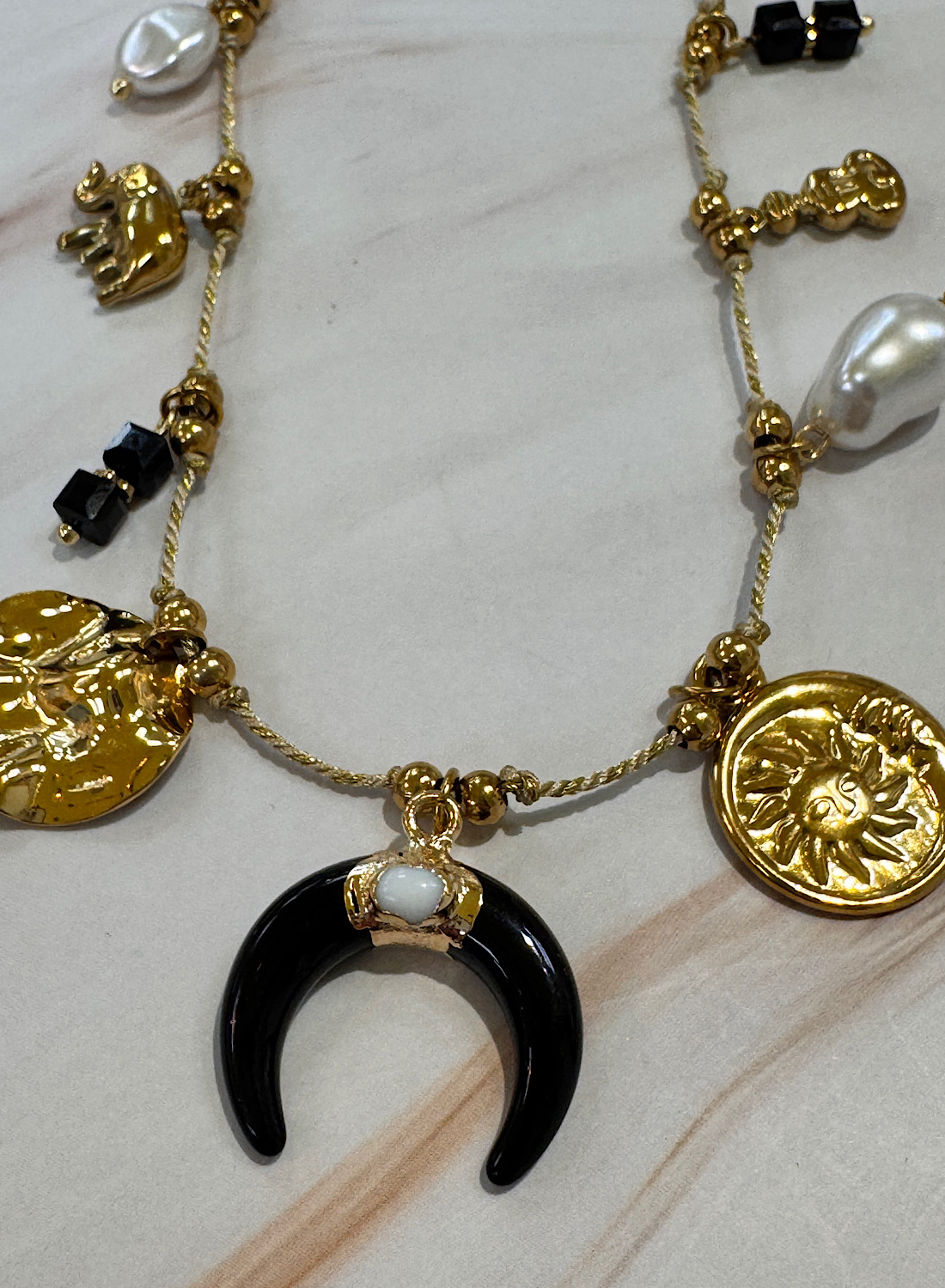 COLLAR LUNA NEGRA 3 COLLAR LUNA NEGRA - Imagen 3