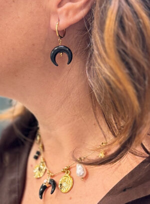 Novedades 6 PENDIENTES LUNA NEGRA