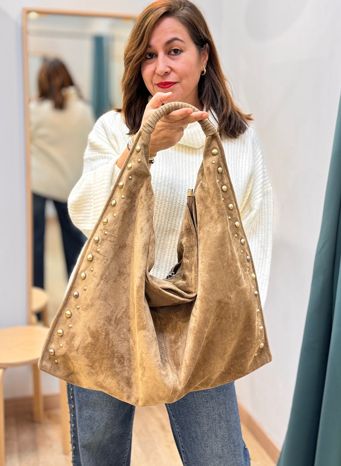 MAXI BOLSO ANTELINA TACHUELAS 2 MAXI BOLSO ANTELINA TACHUELAS - Imagen 2