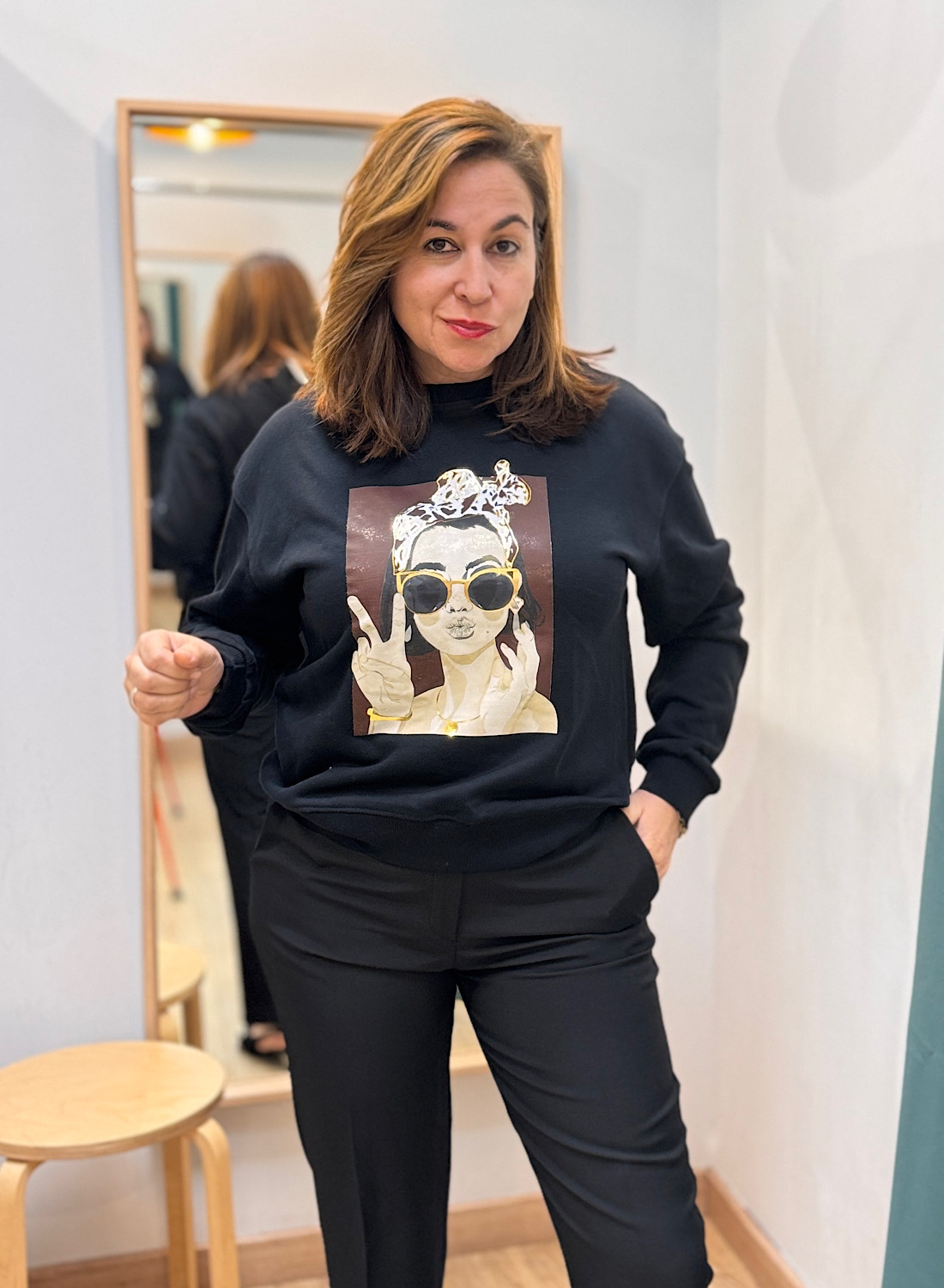 SUDADERA CHICA 3 SUDADERA CHICA - Imagen 3