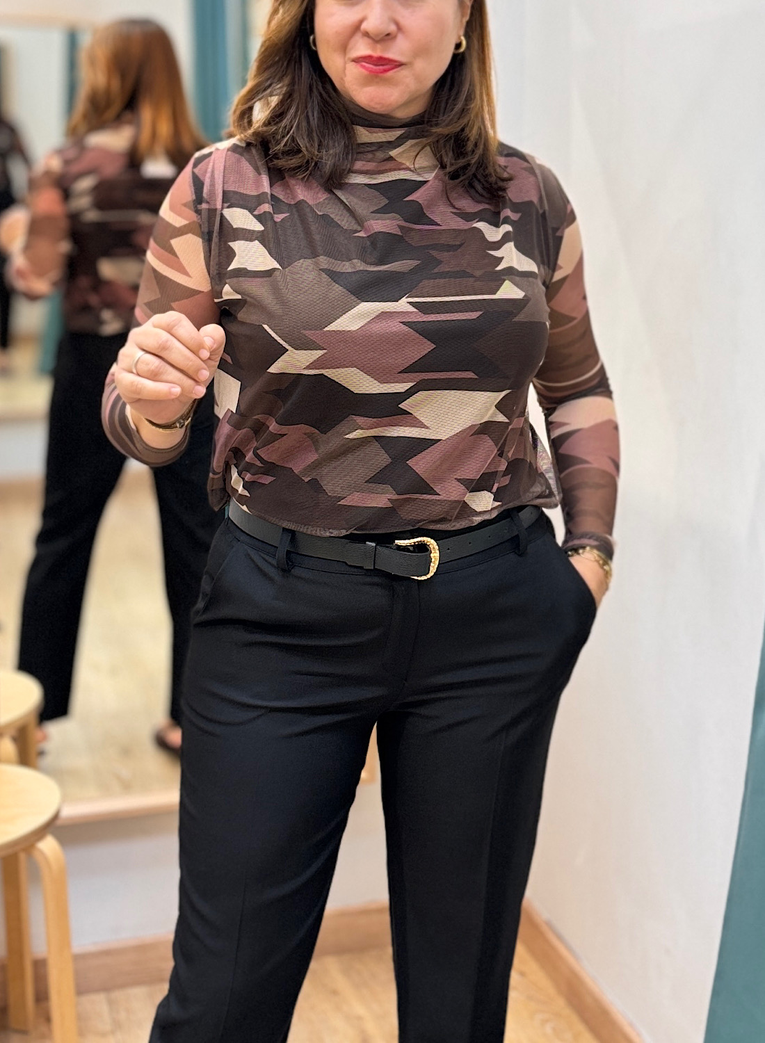 CAMISETA GASA CUELLO ALTO 4 CAMISETA GASA CUELLO ALTO - Imagen 4