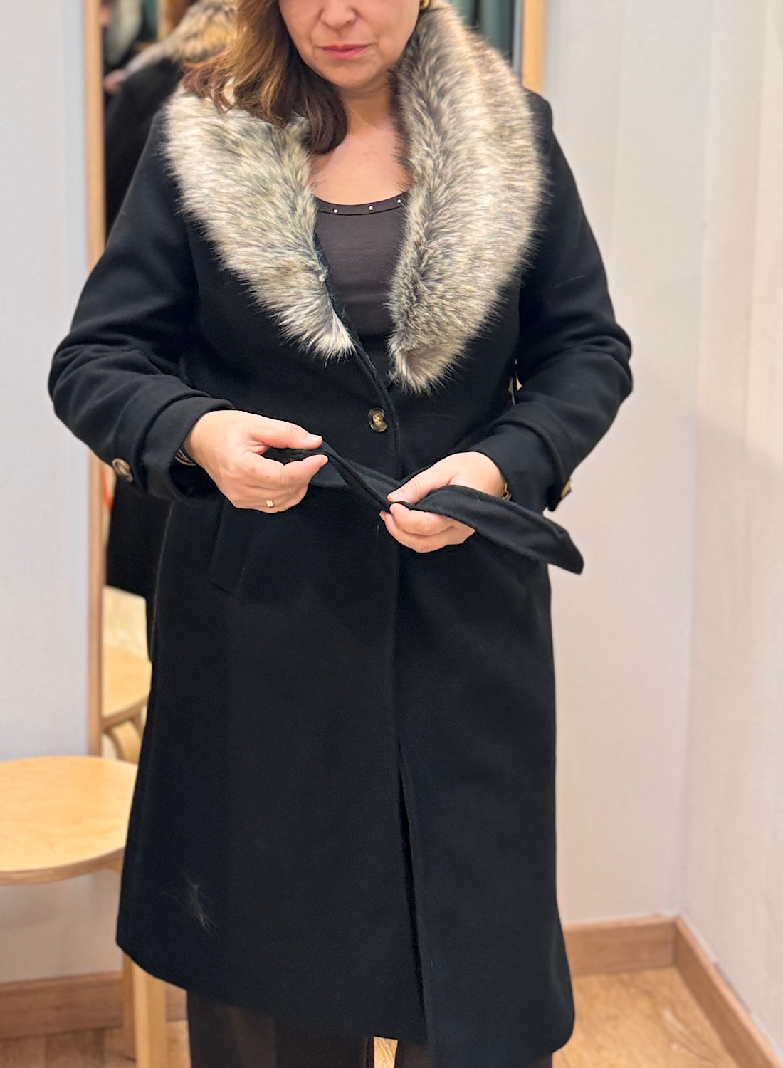 ABRIGO LARGO PELO CUELLO 3 ABRIGO LARGO PELO CUELLO - Imagen 3