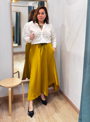 FALDA SATINADA LARGA