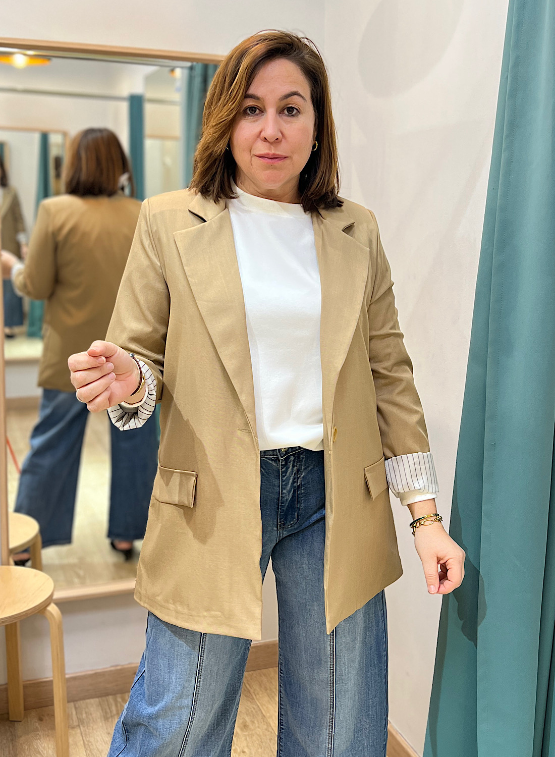 BLAZER OVERSIE CON FORRO DE RAYAS 4 BLAZER OVERSIE CON FORRO DE RAYAS - Imagen 4