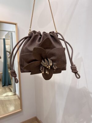 BOLSO FLOWER - Marrón chocolate