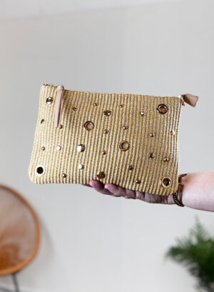CARTERA DE MANO DAFNE