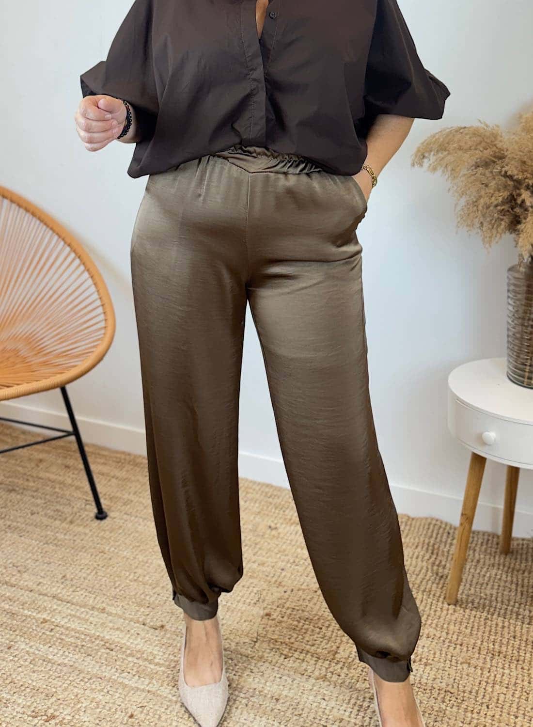 PANTALÓN SATINADO NEREA 3 PANTALÓN SATINADO NEREA - Imagen 3
